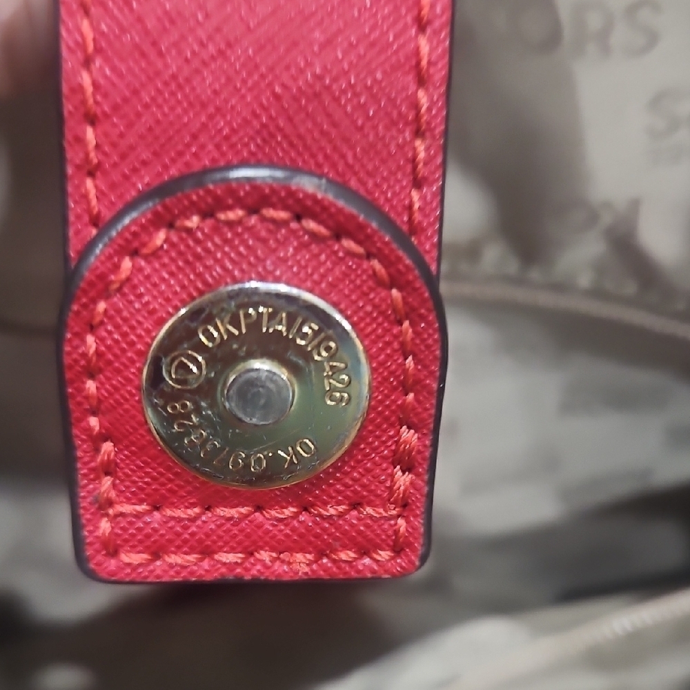 Michael Kors Cherry Red Tote with Gold Logo - Picture 10 of 10